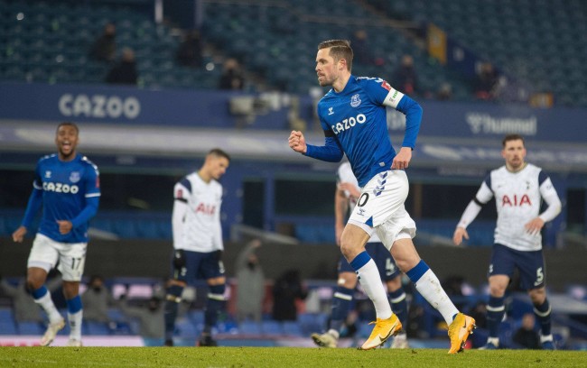 出了这个决 出了这个决